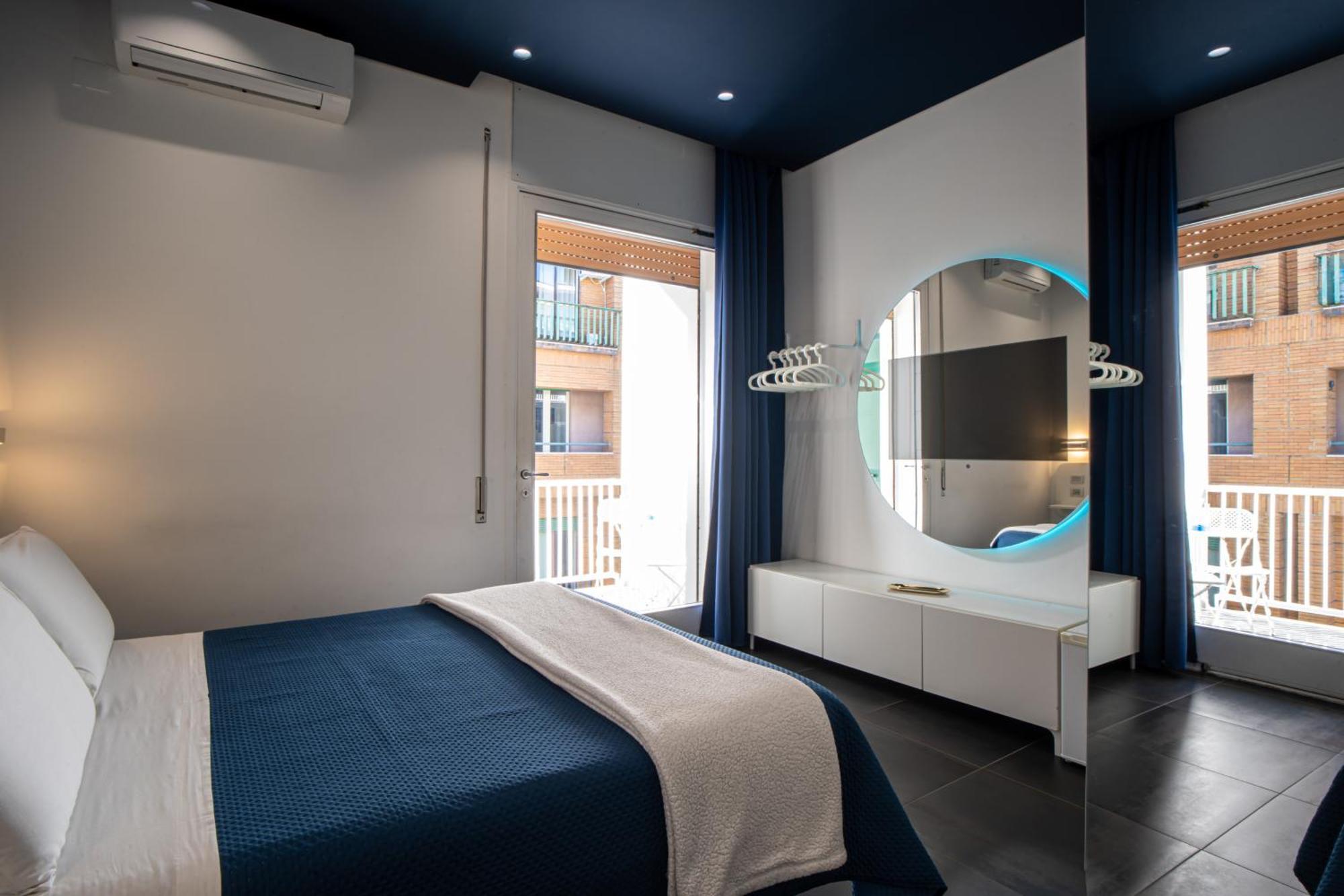 Skyhouse Beverello Neapel Exterior foto