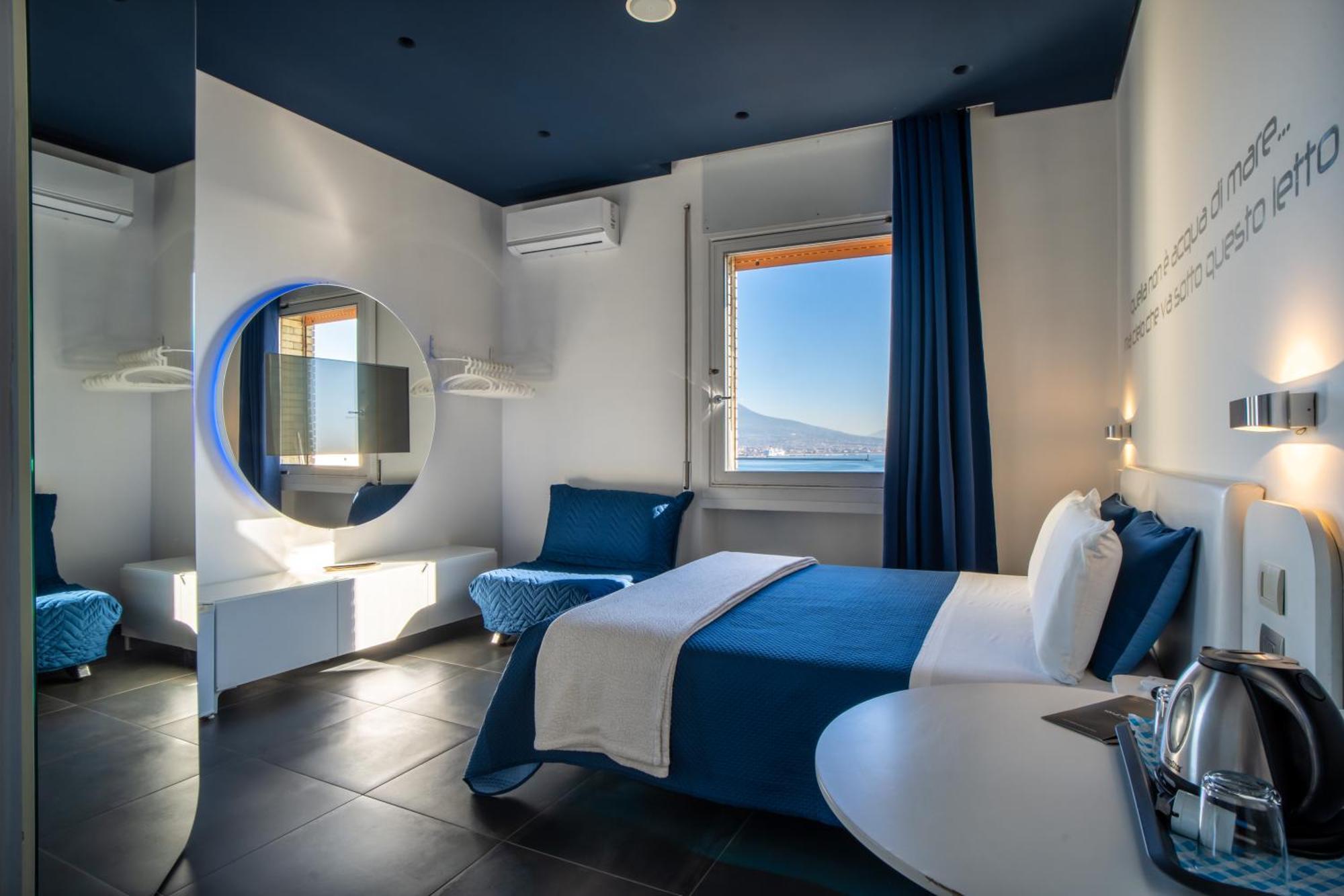 Skyhouse Beverello Neapel Exterior foto